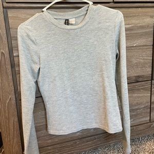 H&M gray long sleeve